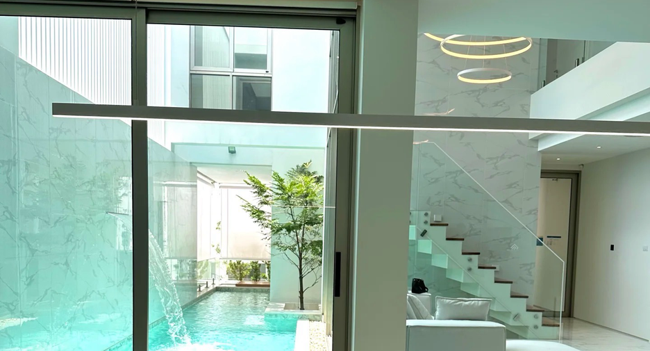 For sale 3 bedrooms villa in Thalang, Phuket
