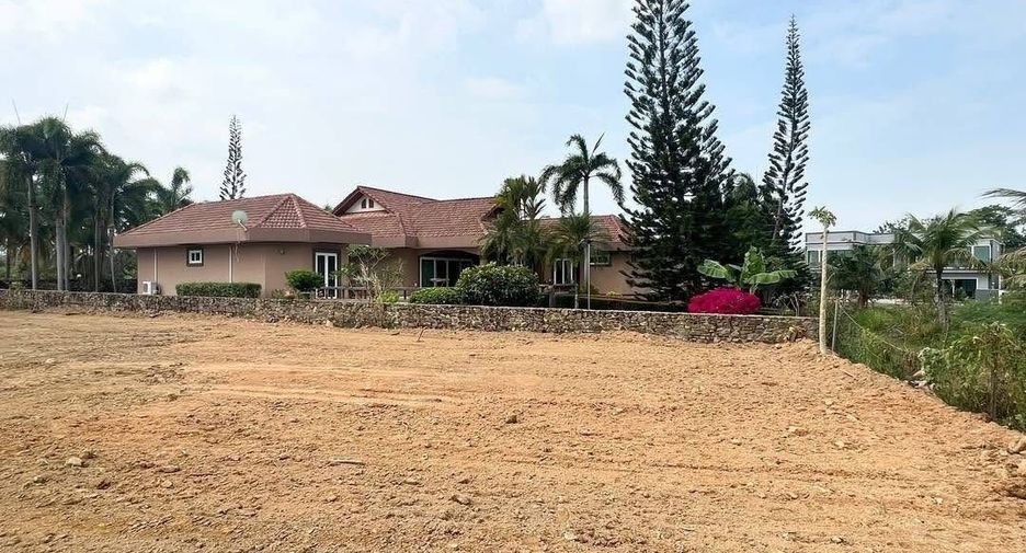 For sale land in Na Jomtien, Pattaya
