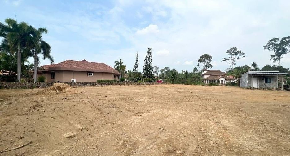For sale land in Na Jomtien, Pattaya