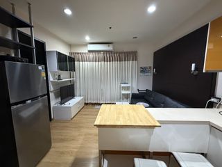 For rent 2 bedrooms condo in Phaya Thai, Bangkok