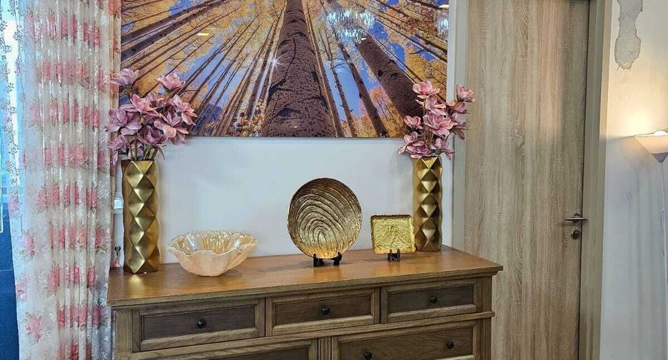 For rent 2 bedrooms condo in Ratchathewi, Bangkok