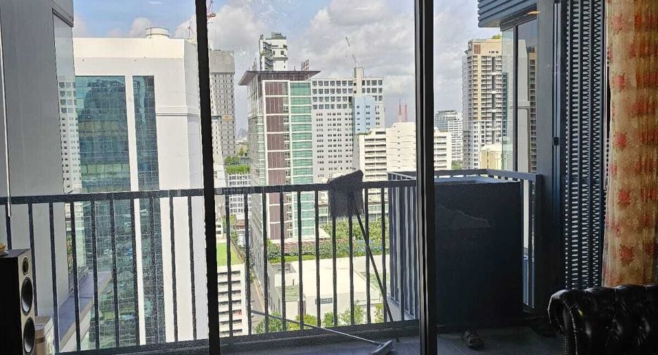 For rent 2 bedrooms condo in Ratchathewi, Bangkok
