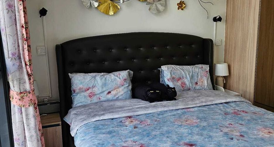 For rent 2 bedrooms condo in Ratchathewi, Bangkok