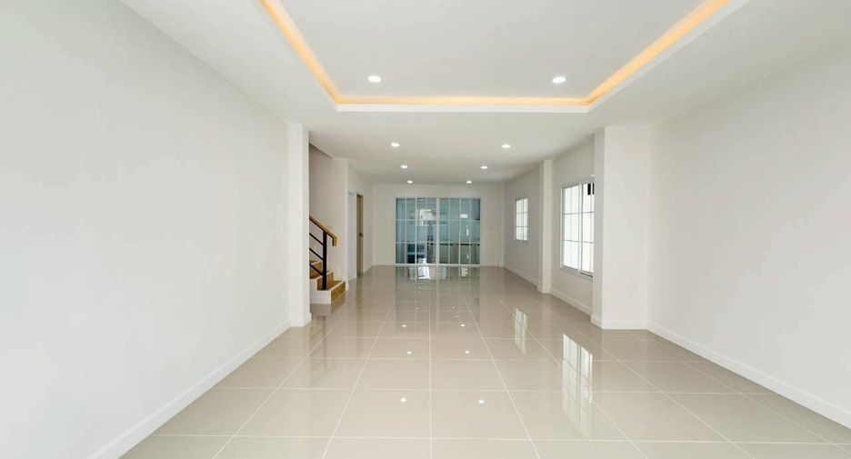For sale 4 bedrooms house in Mueang Phuket, Phuket