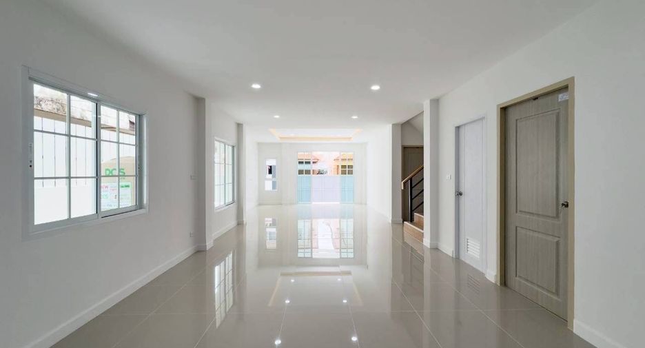 For sale 4 bedrooms house in Mueang Phuket, Phuket