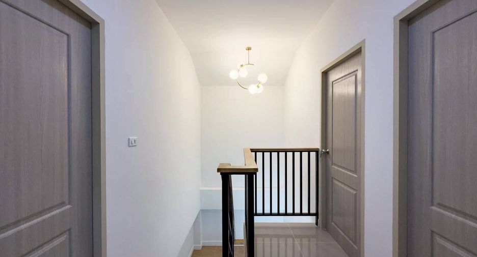 For sale 4 bedrooms house in Mueang Phuket, Phuket