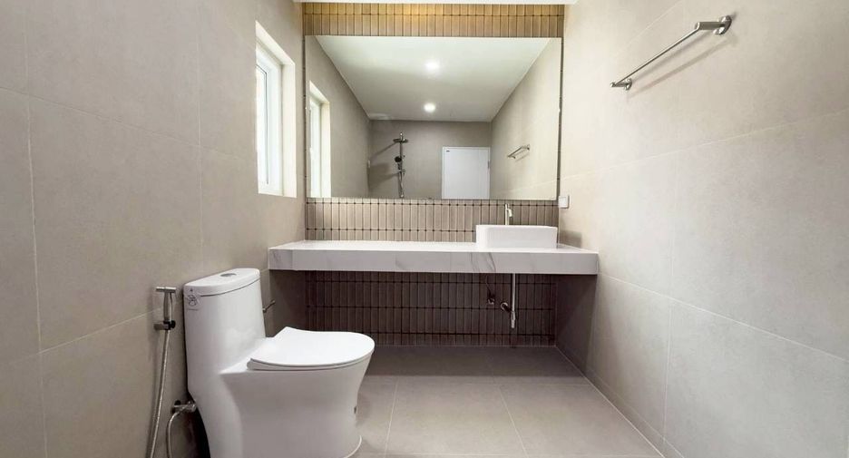For sale 4 bedrooms house in Mueang Phuket, Phuket