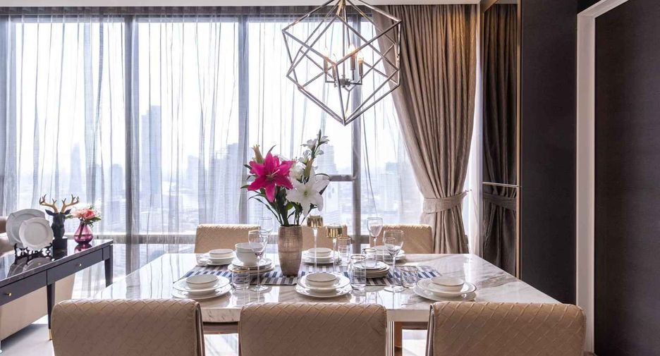 For rent 2 bedrooms condo in Sathon, Bangkok