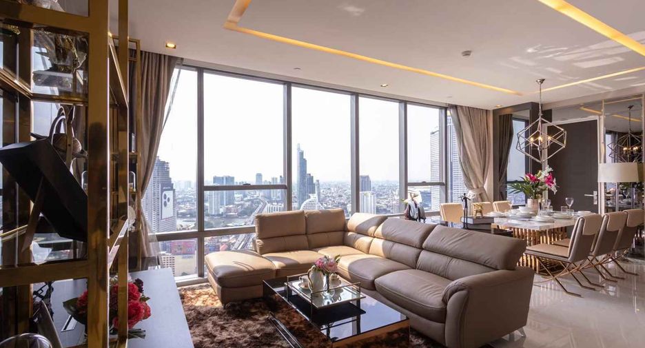 For rent 2 bedrooms condo in Sathon, Bangkok