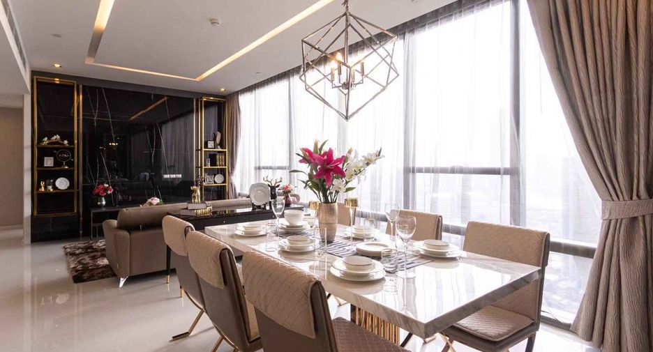 For rent 2 bedrooms condo in Sathon, Bangkok