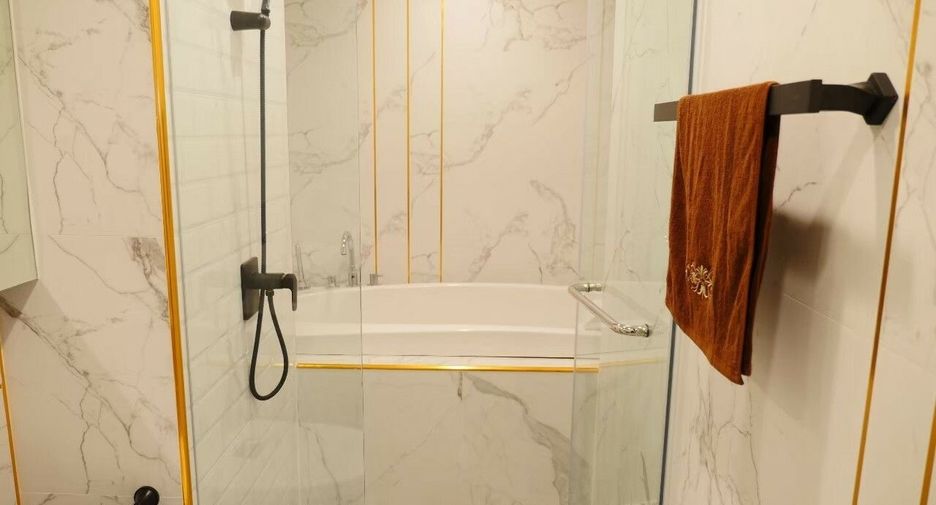 For sale 1 bed condo in Lat Phrao, Bangkok