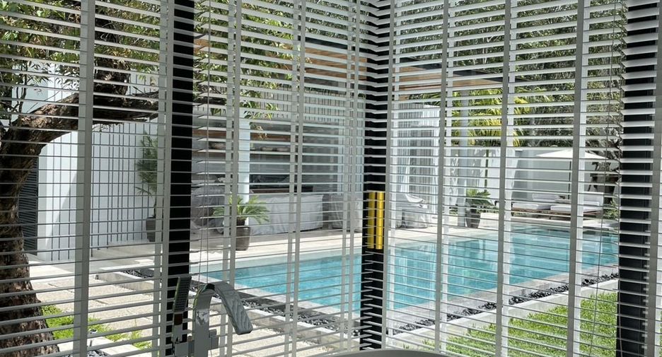For rent 4 bedrooms villa in Thalang, Phuket