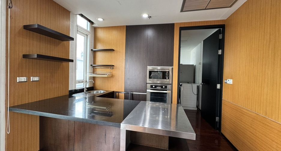 Condo en alquiler de 2 habitaciones en Watthana, Bangkok