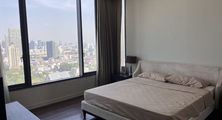 For rent 2 bedrooms apartment in Sathon, Bangkok