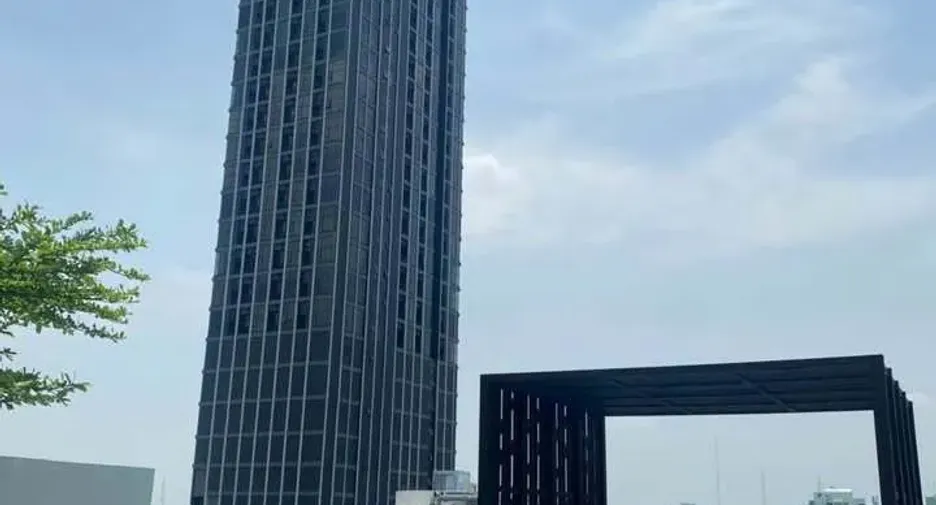 For rent 2 bedrooms condo in Ratchathewi, Bangkok