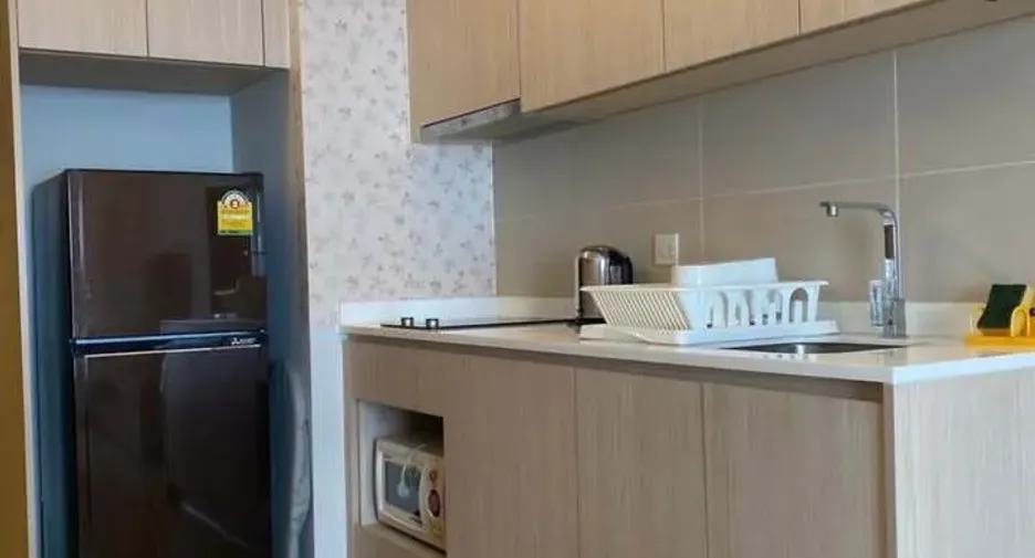 For rent 2 bedrooms condo in Ratchathewi, Bangkok