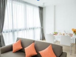 Condo en alquiler de 2 habitaciones en Mueang Phuket, Phuket