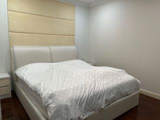 For sale 4 ベッドルーム house in Phra Khanong, Bangkok