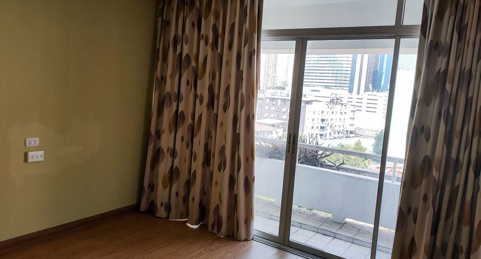 Wohnung zum Kauf mit 3 Zimmer in Khlong Toei, Bangkok