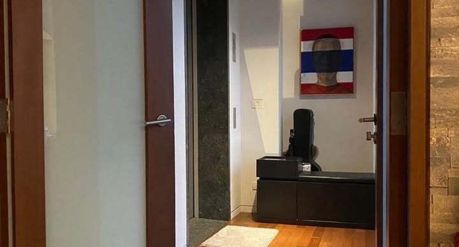 For rent 1 bed condo in Pathum Wan, Bangkok