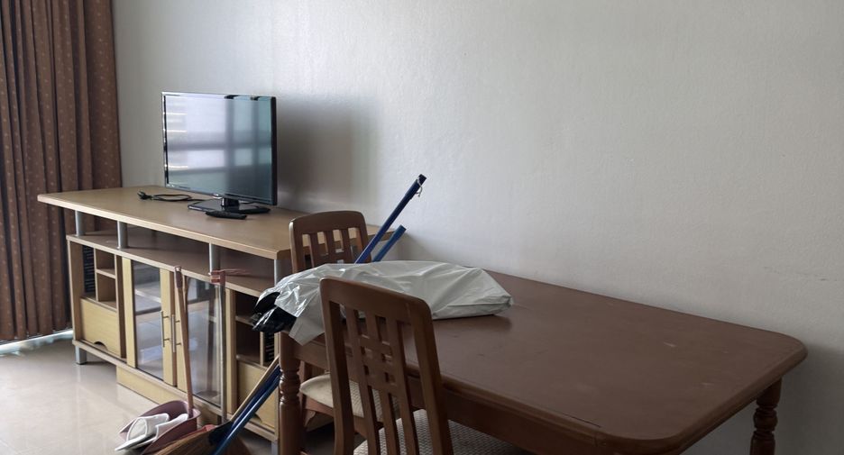 For rent 1 bed condo in Sathon, Bangkok