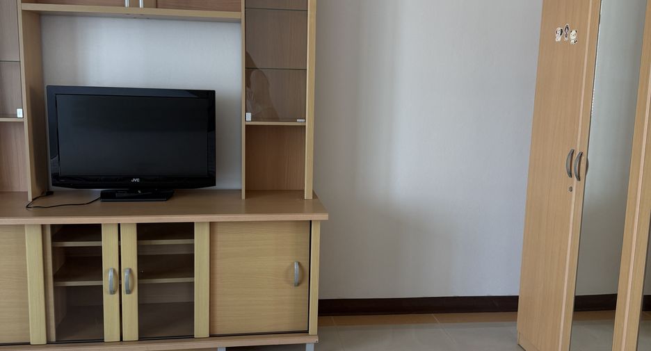 For rent 1 bed condo in Sathon, Bangkok