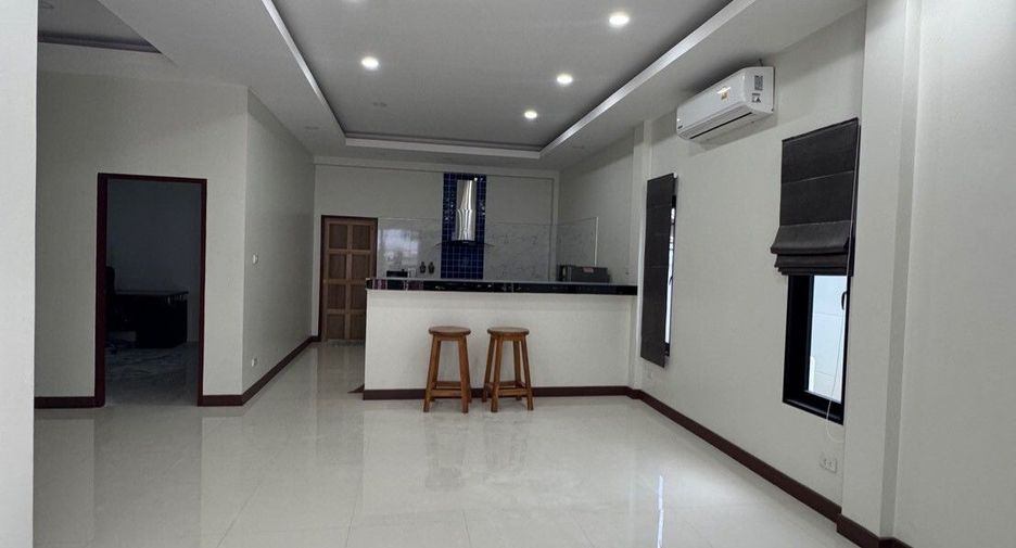 Casa en alquiler de 2 habitaciones en Mueang Phuket, Phuket