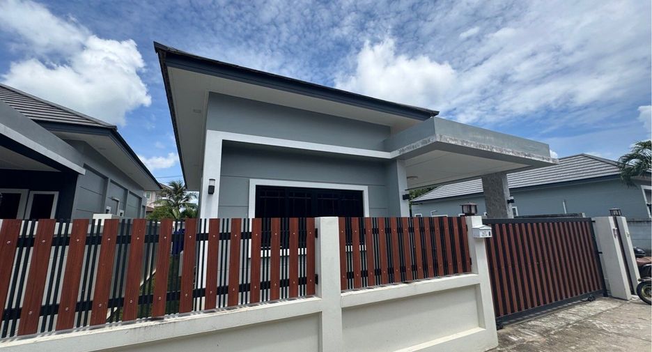 Casa en alquiler de 2 habitaciones en Mueang Phuket, Phuket