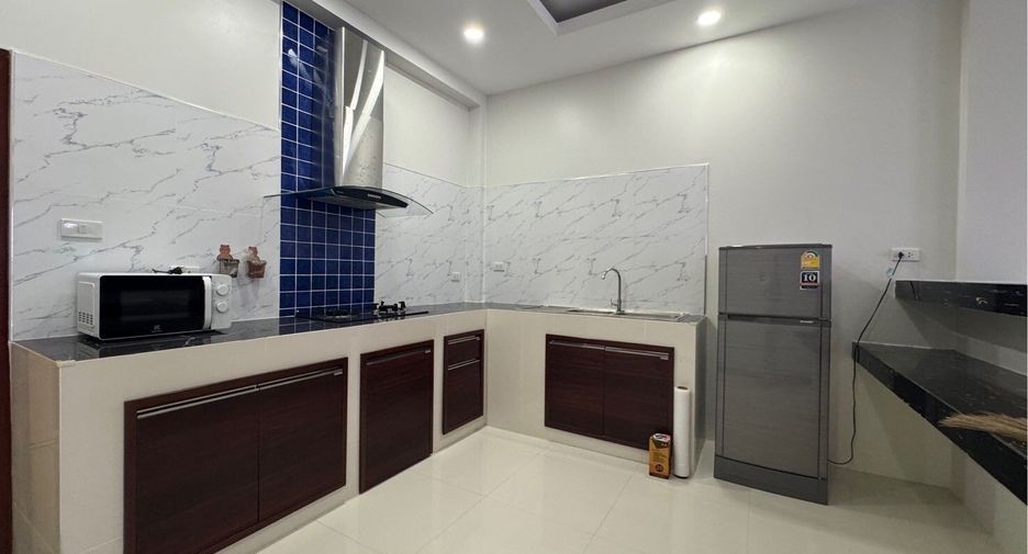 Casa en alquiler de 2 habitaciones en Mueang Phuket, Phuket