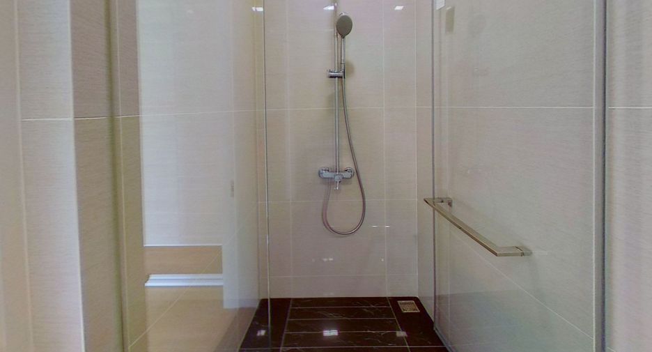 For sale 1 bed condo in Khlong Toei, Bangkok