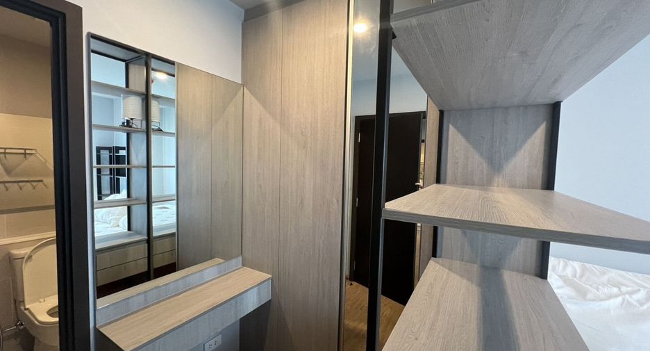 For rent 2 bedrooms condo in Phaya Thai, Bangkok