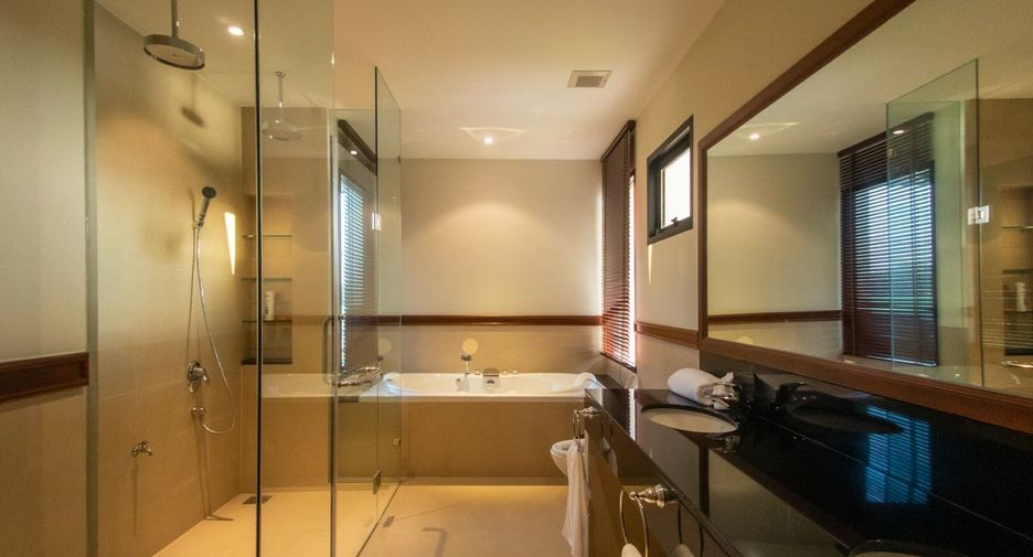 For rent 4 ベッドルーム villa in Thalang, Phuket