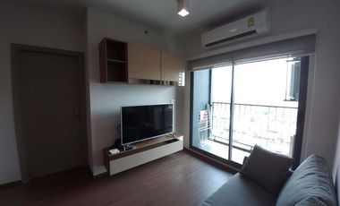 Condo en alquiler de 2 habitaciones en Phra Khanong, Bangkok