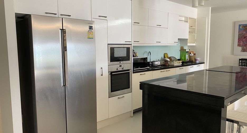 For rent 3 bedrooms villa in Kathu, Phuket