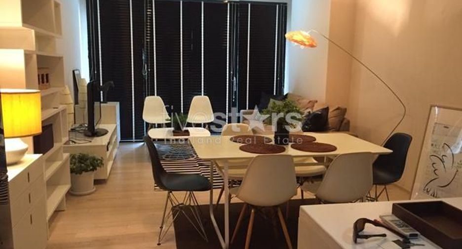For rent 2 bedrooms condo in Watthana, Bangkok