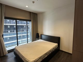 À louer 1 chambre condo à Huai Khwang, Bangkok