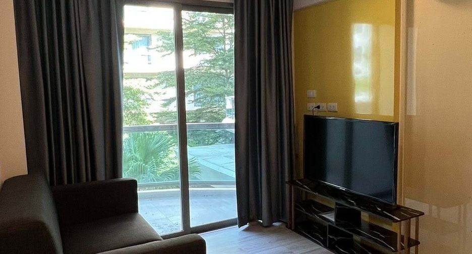 For sale 1 bed condo in Si Racha, Chonburi