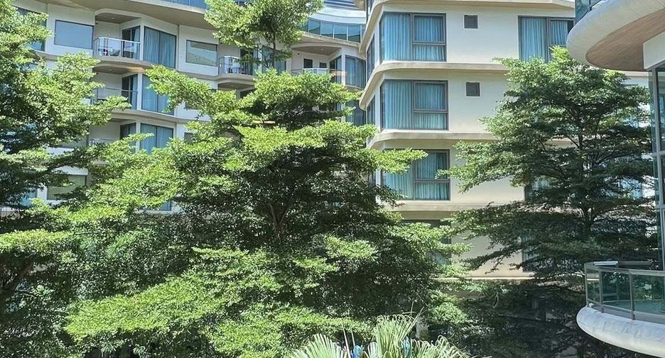 For sale 1 bed condo in Si Racha, Chonburi