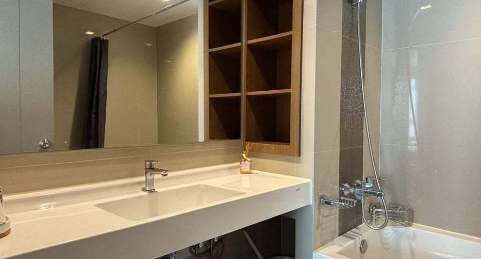 For rent 1 bed condo in Phra Khanong, Bangkok