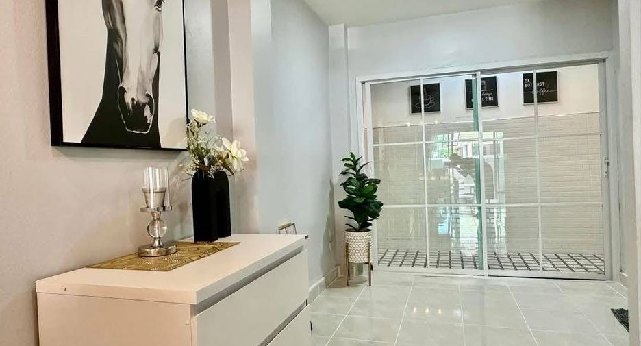 For sale 2 bedrooms house in Bang Lamung, Chonburi