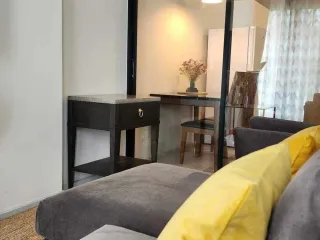 Wohnung zur Miete mit 1 Zimmer in Pathum Wan, Bangkok