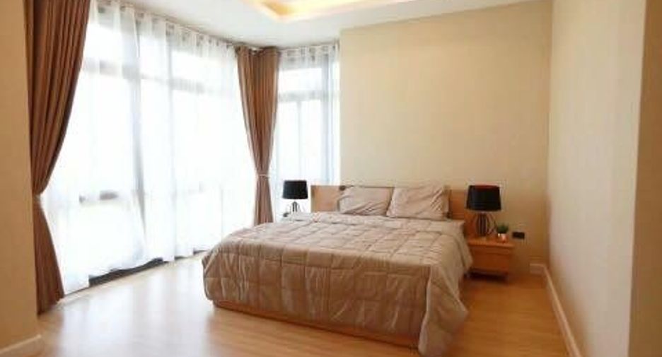 Haus zur Miete mit 3 Zimmer in Bang Lamung, Chonburi