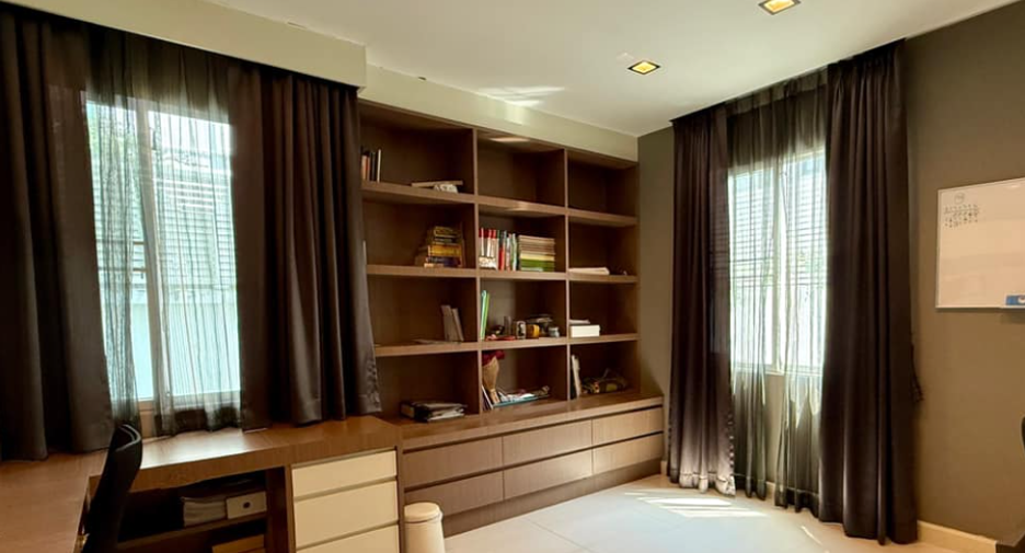 ให้เช่า 4 ห้องนอน บ้านเดี่ยว ใน ประเวศ, กรุงเทพฯ