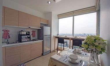 Продажа и аренда 1 кровать кондо в Хуаи Кхщанг, Бангкок