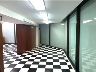 For rent retail Space in Watthana, Bangkok