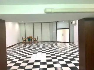 For rent retail Space in Watthana, Bangkok