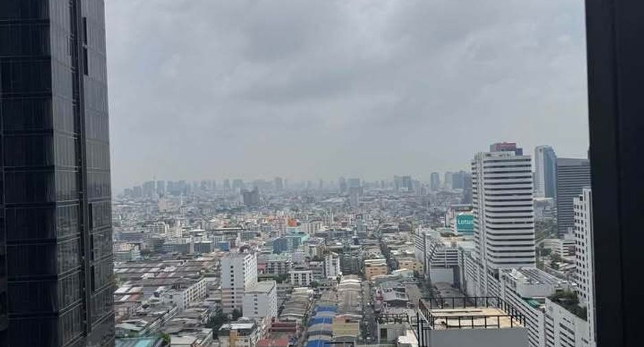 For rent 1 bed condo in Huai Khwang, Bangkok