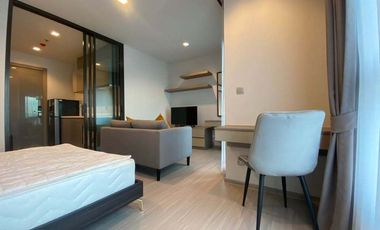 Condo en alquiler de 1 habitaciones en Huai Khwang, Bangkok