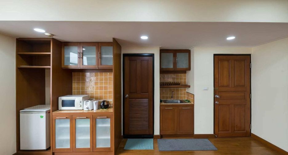 For rent 1 bed condo in Ratchathewi, Bangkok