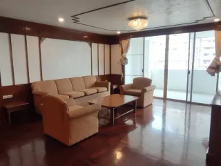 出租 3 卧室 公寓 在 Watthana, 曼谷
